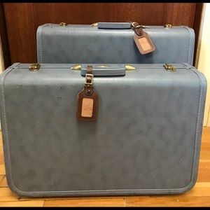 Vintage Mid-Century Taperlite Luggage Set